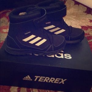 Boys Adidas Terrell Winter boots